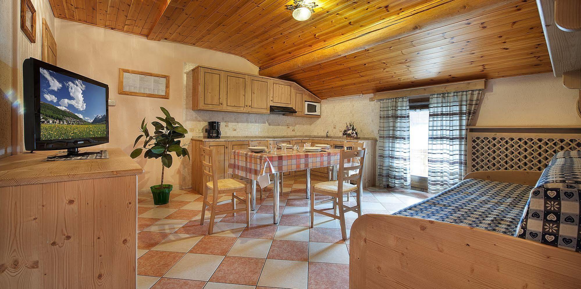 Baita Carosello Apt 4 By Livigno Accomodation Εξωτερικό φωτογραφία